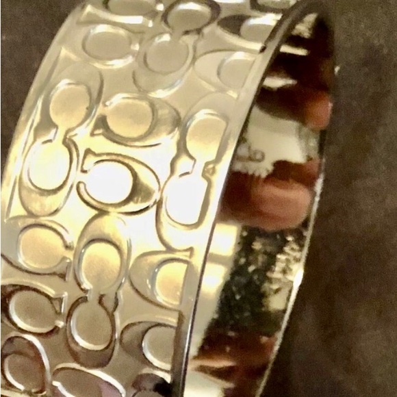 COACH Lot Of Three Patterned Bangles/Bracelets main image 5